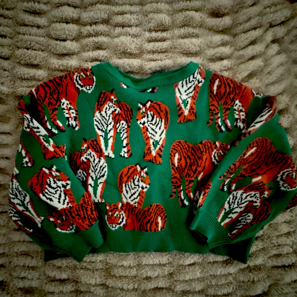 Lala Green Sweater with Tiger Print